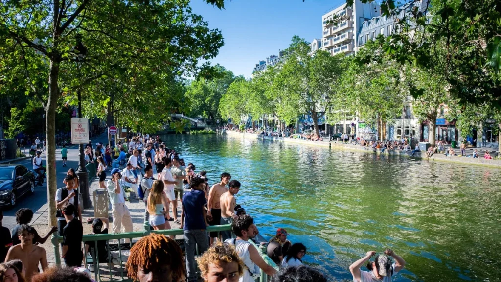 Canal Saint-Martin : Pourquoi la Baignade Passe au Dimanche Seul Dès ce 4 Juillet